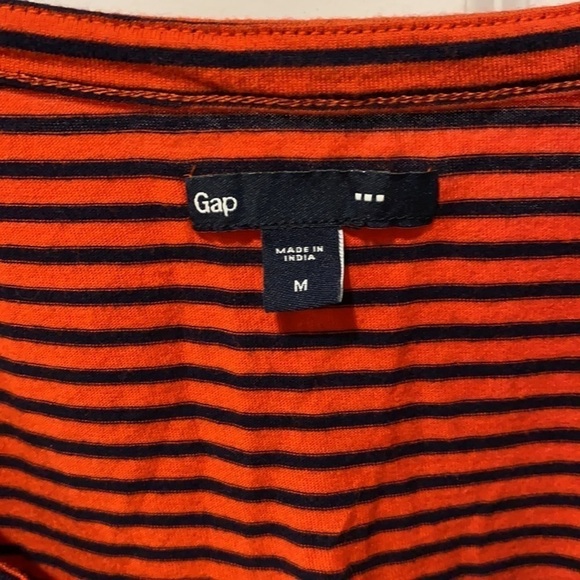Gap Striped Peplum Tee EUC - Picture 5 of 9